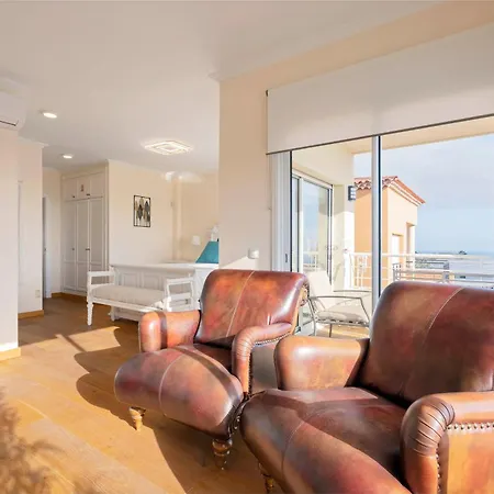 My Island Escape - Sea Views - Private Pool, Sauna *