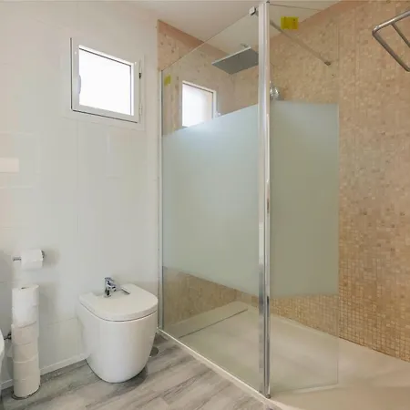 My Island Escape - Sea Views - Private Pool, Sauna Villa *