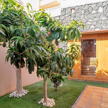 My Island Escape - Sea Views - Private Pool, Sauna