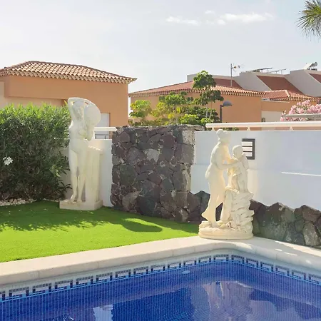 My Island Escape - Sea Views - Private Pool, Sauna Villa