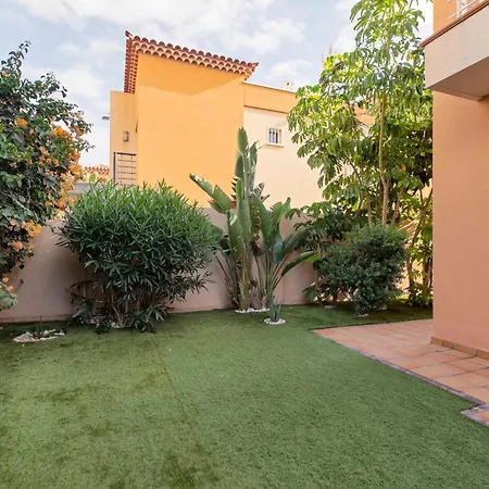 My Island Escape - Sea Views - Private Pool, Sauna Villa *