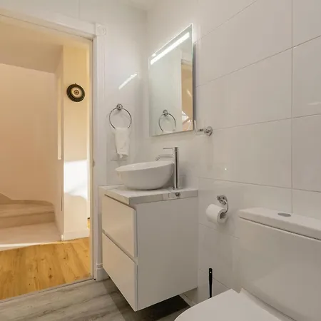 빌라 My Island Escape - Sea Views - Private Pool, Sauna