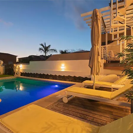 My Island Escape - Sea Views - Private Pool, Sauna 빌라 *