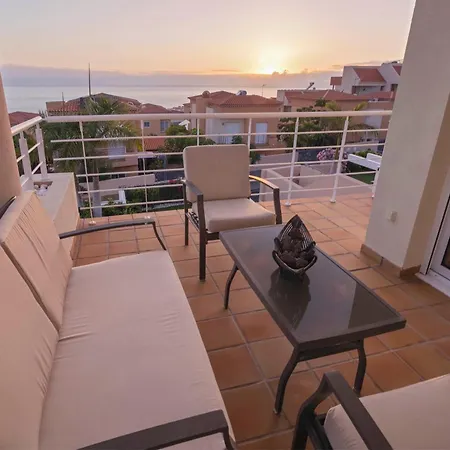 My Island Escape - Sea Views - Private Pool, Sauna 빌라 *