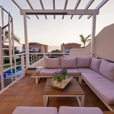 빌라 My Island Escape - Sea Views - Private Pool, Sauna *